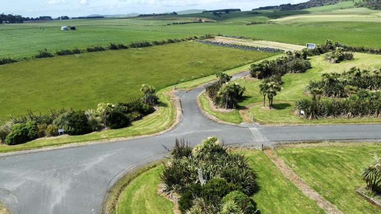 27 Tamatea Street Pahia_5