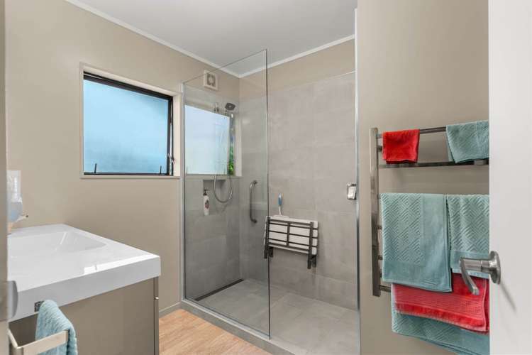 17 Pyle Road West One Tree Point_17