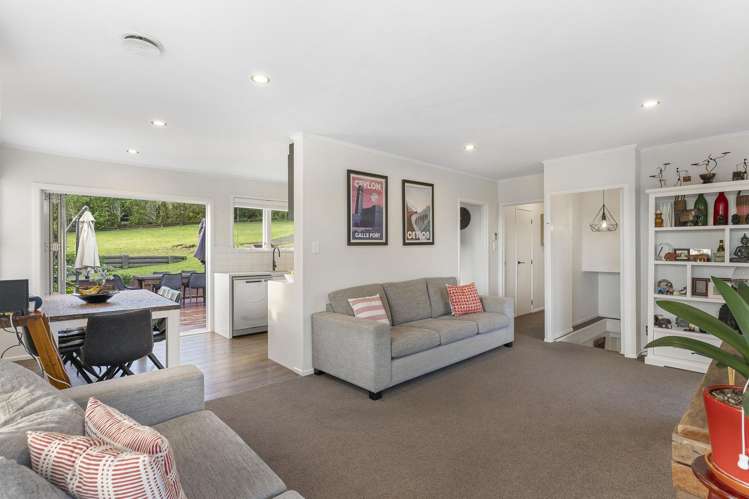 11 Stott Avenue Birkdale_3