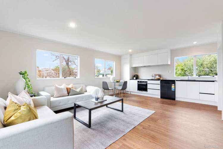 16e Roick Parade Glen Eden_3