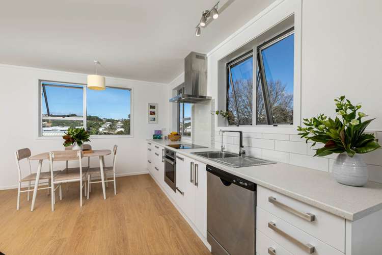 27 Rimu Road Stanmore Bay_10