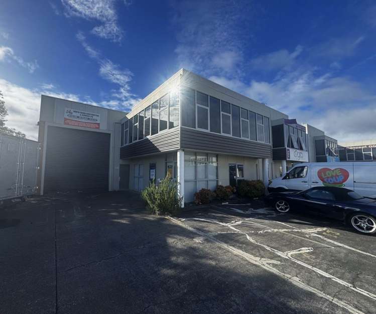 Unit F/4 William Pickering Drive Albany_0