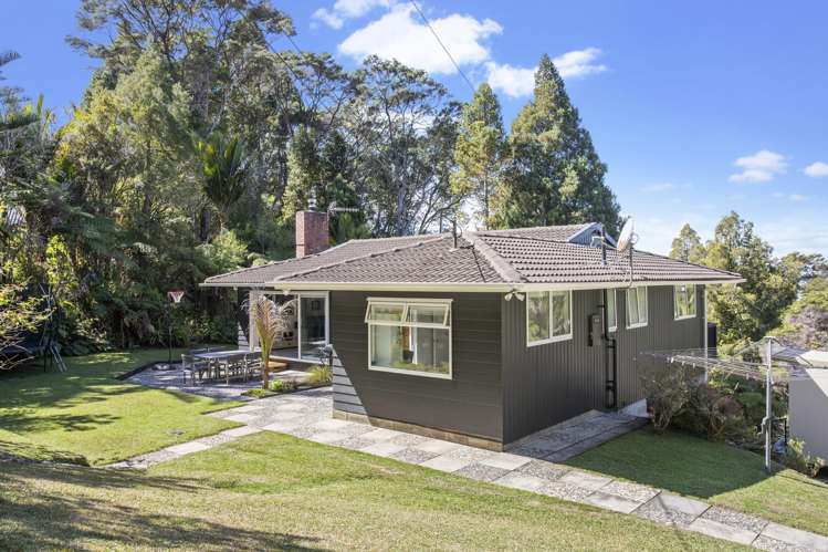 35 Takahe Road Titirangi_12