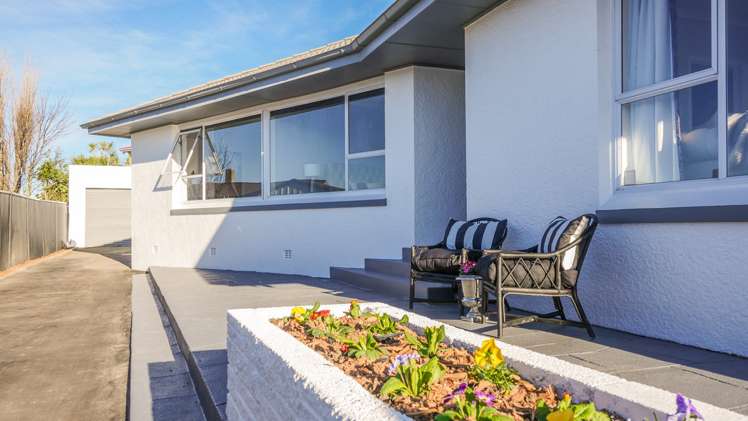 131 Hillhead Road Corstorphine_5