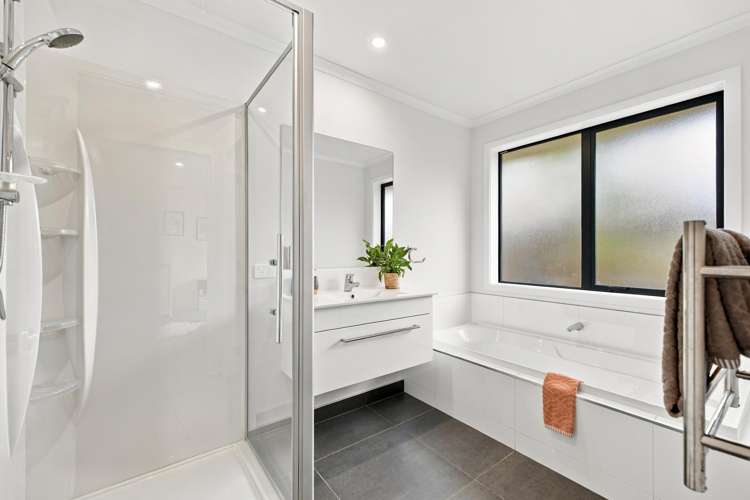 10 Dahlia Drive Wigram_11