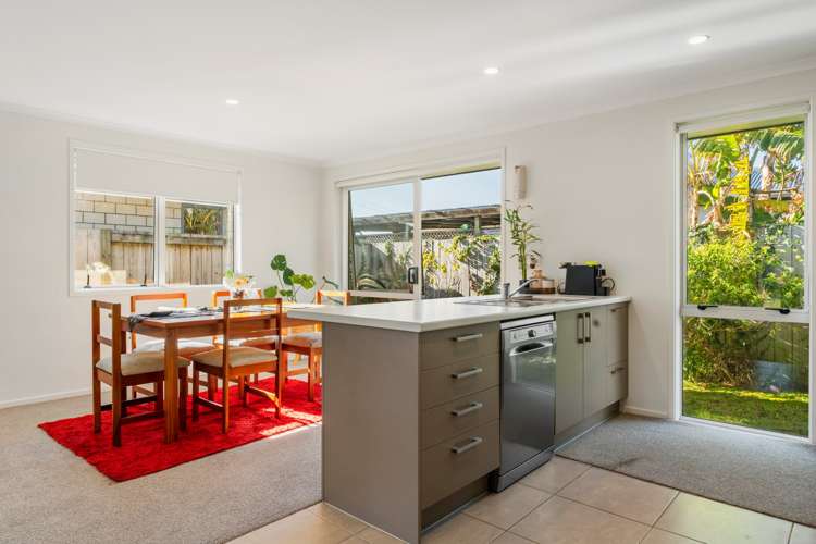 10 Himalayan Close Judea_8