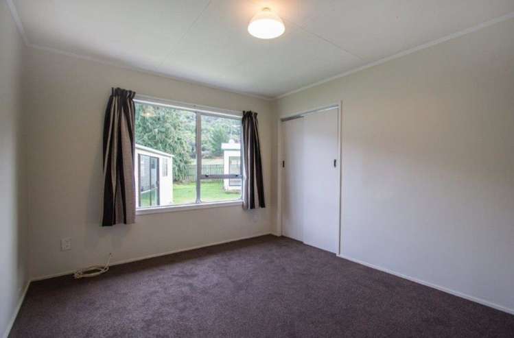 23 Churchill Crescent Featherston_10