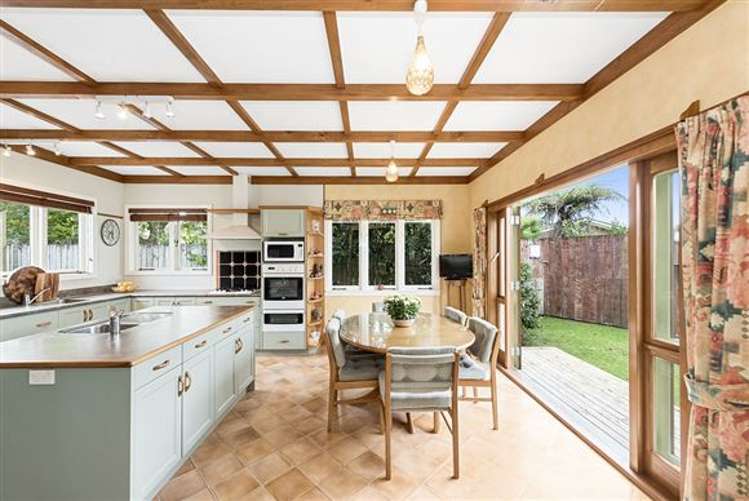 54 Albert Street Hamilton East_5