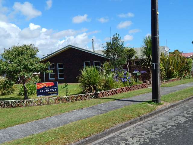 23 Cook Street Carters Beach_2