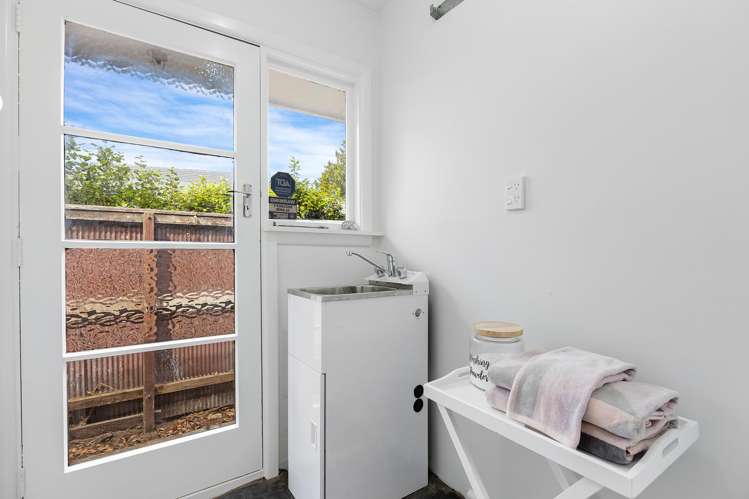 94 Greenhaven Drive Burwood_16