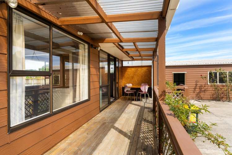 28 Kiharoa Street Otaki Beach_8