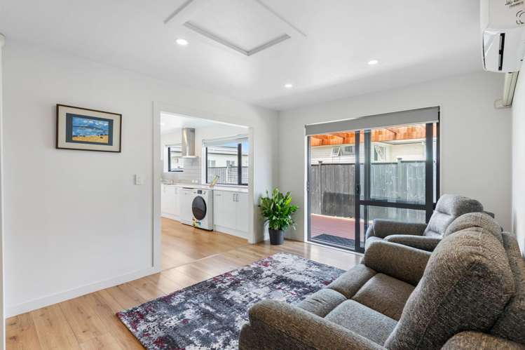 157 Tiriwa Drive Massey_9