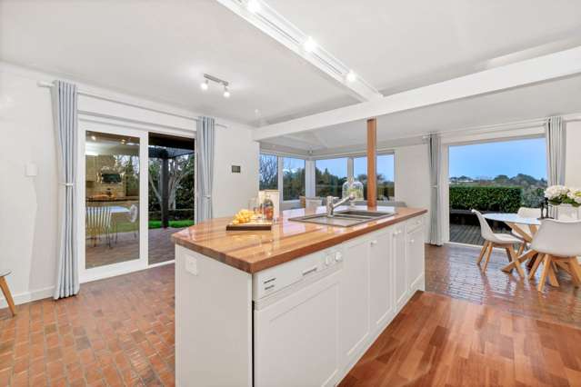 281 Point View Drive Shamrock Park_3