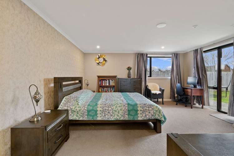 98 Hoffman Court Waikiwi_8