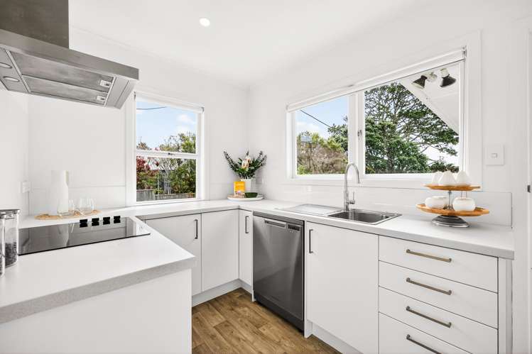 75 Park Rise Campbells Bay_17