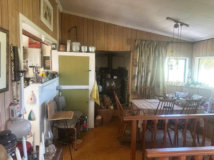 5 Askew Avenue Rakino Island_8