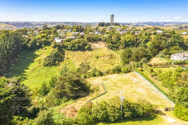 25 Shakespeare Road Bastia Hill_5