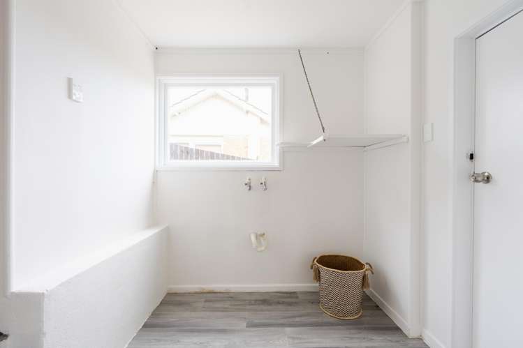 477 Kaikorai Valley Road Bradford_17