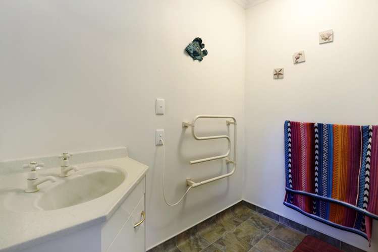 117 Nayland Road Stoke_14