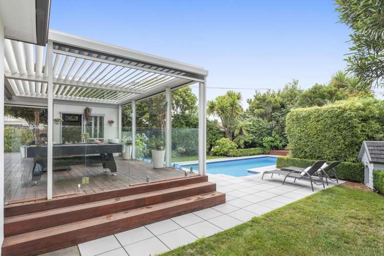 477 Avonhead Road Avonhead_8