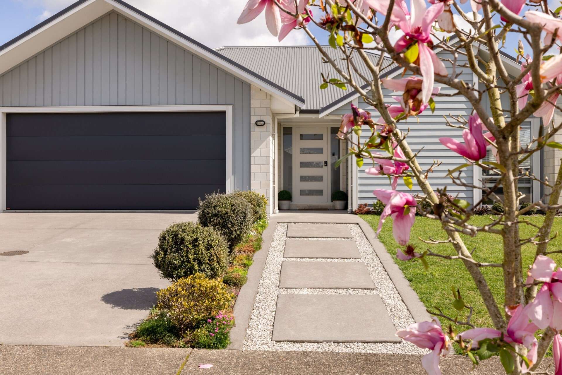 93 Puhirake Crescent Pyes Pa_0