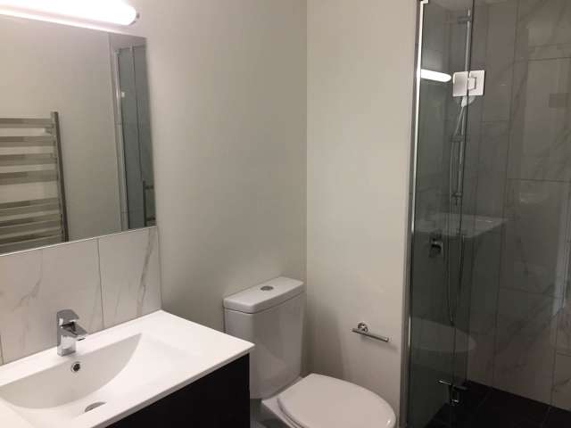 301/7 Scotia Place Auckland Central_4