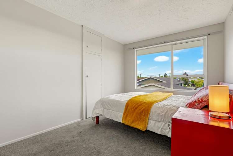5 Norrie Street Redwood_16