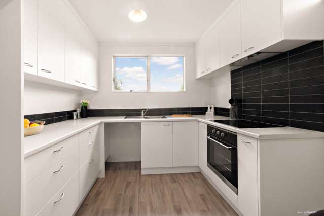 2/10 Kemp Road Massey_4