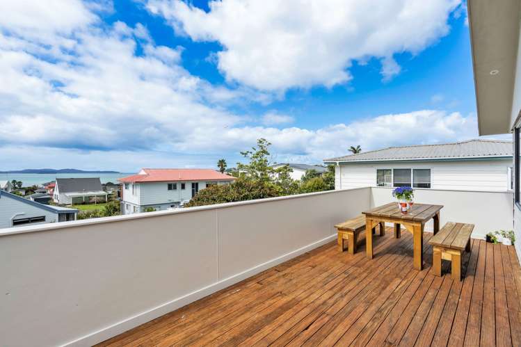 8 Awatere Place Snells Beach_16