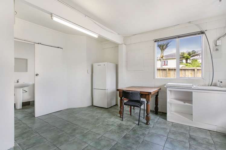 15a Akarana Avenue Mount Roskill_16