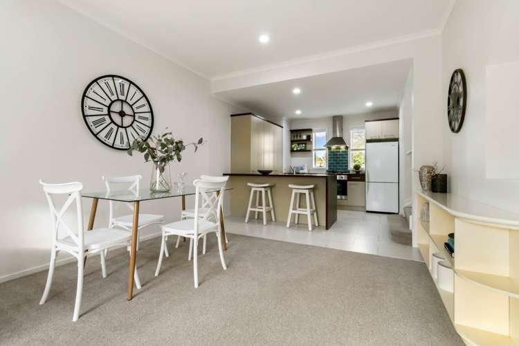 25/218 Greenlane West_5