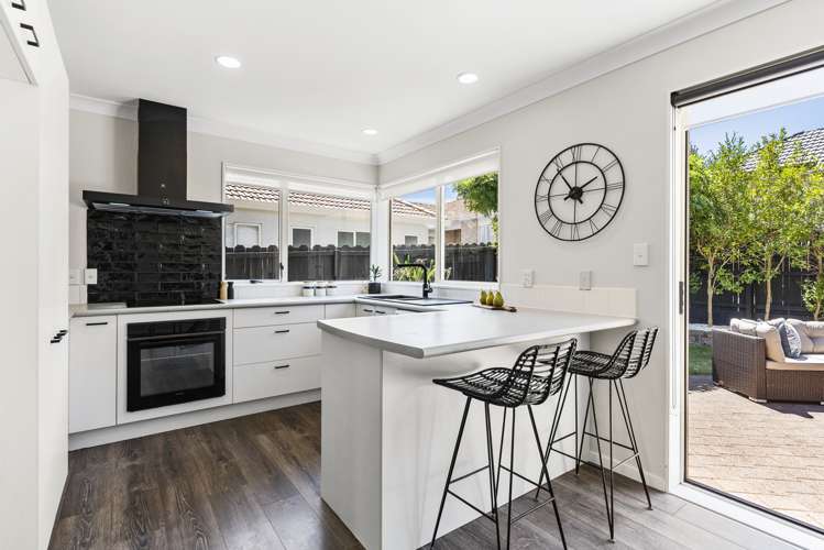 81a Mirrabooka Avenue Botany Downs_1