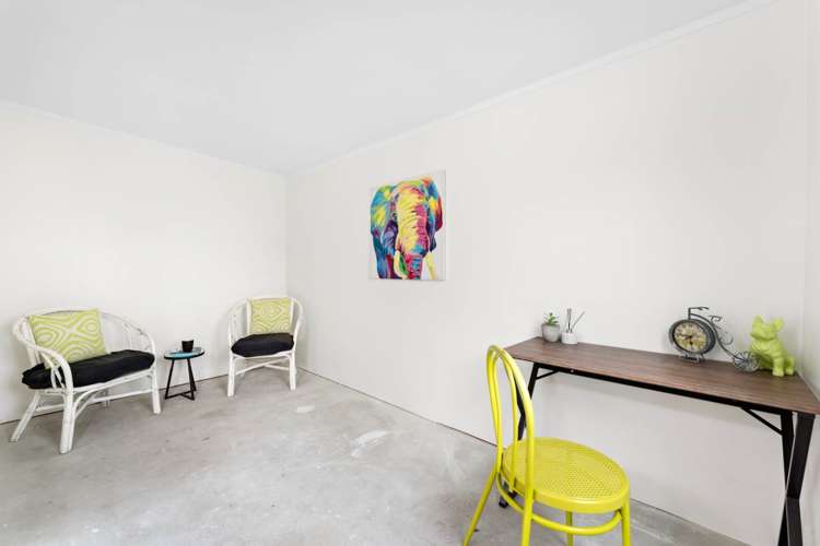 79 Universal Drive Henderson_11