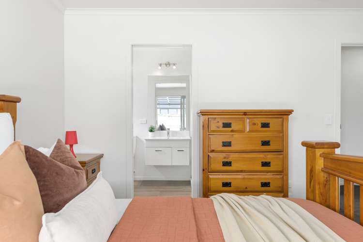 15 Astor Avenue Dinsdale_9