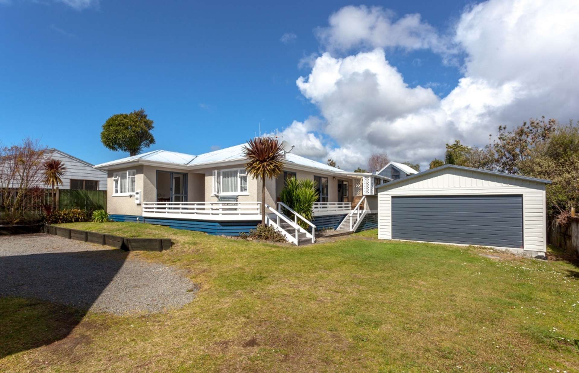 114 Everitt Crescent Whangamata_0