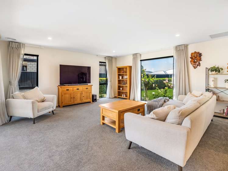 8 Whitehorn Drive Lincoln_10