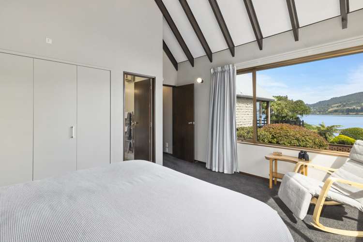 16 Bayne Terrace Macandrew Bay_13