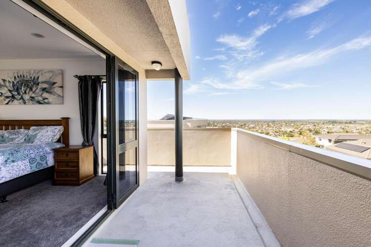 84 Churchill Drive Taradale_19