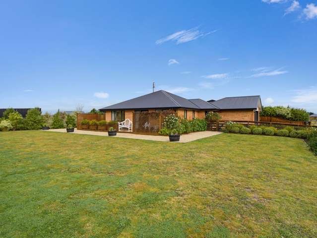 3/2 Loe Place Amberley_2