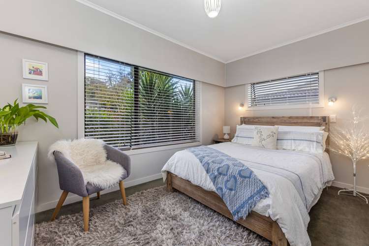 77 Clark Road Pahurehure_9