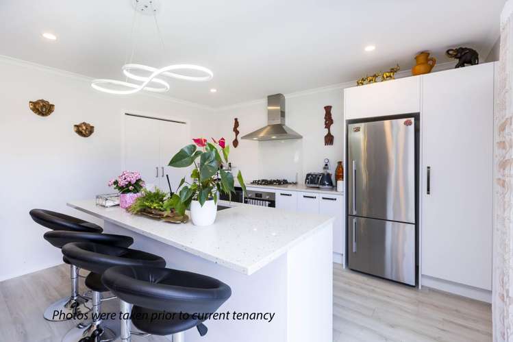 5 Poulson Grove Trentham_5