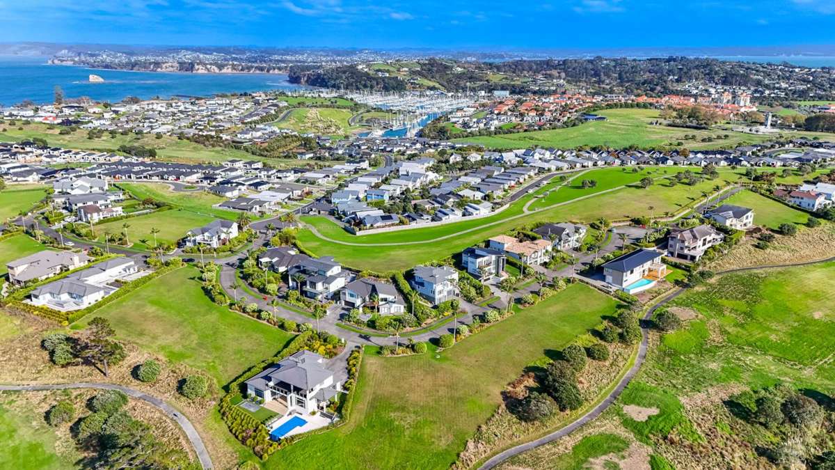 6 Pacific Cliffs Drive_5