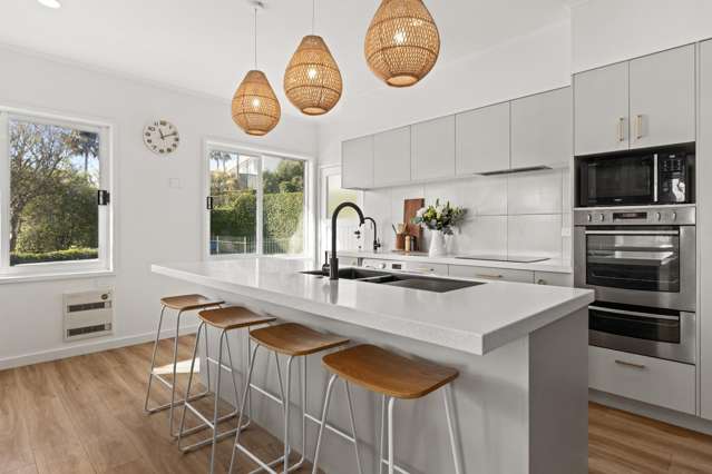 21 Busby Hill Havelock North_3