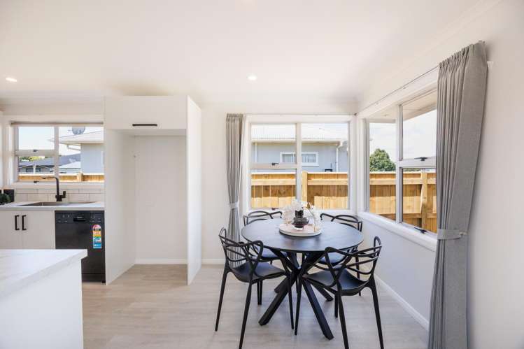 5 Belvedere Crescent Takaro_9