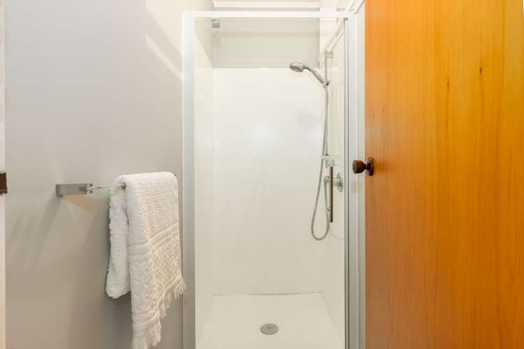 10 Graham Grove Waikanae_18