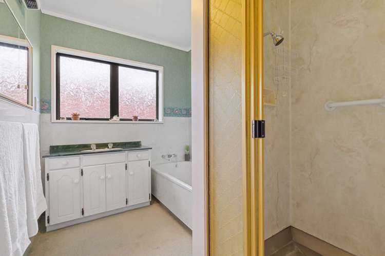 6 Conrad Place Leamington_10