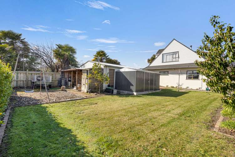 12 Black Street Stoke_24