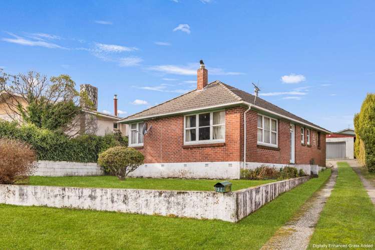 22 Gordon Terrace Gore Surrounds_16