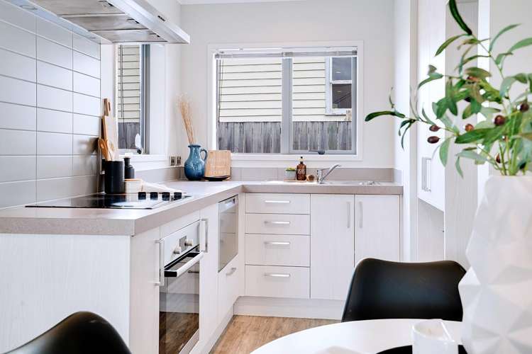 2/6 Blackburn Street_3