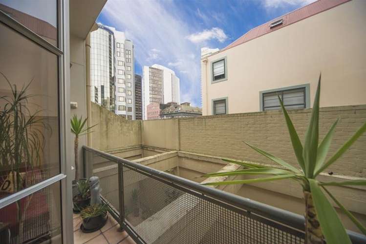 2i/10 Hobson Street Auckland Central_8